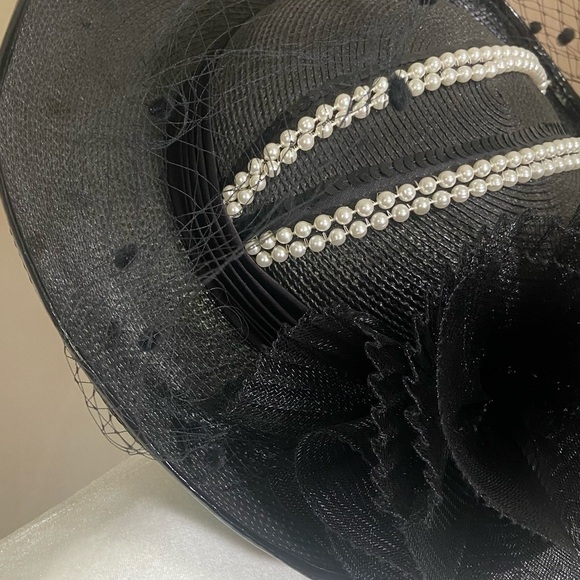 Doris Designed women's vintage formal cartwheel style church hat w/ pearls EUC - Picture 5 of 6